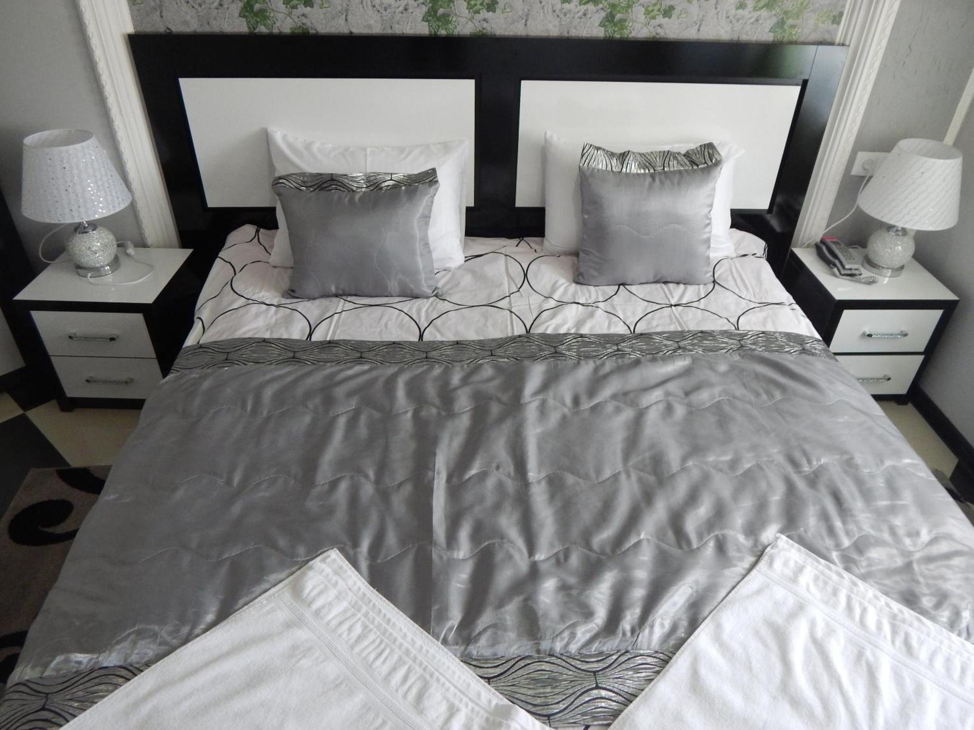 B&B Europa Hotel Kutaisi Dış mekan fotoğraf
