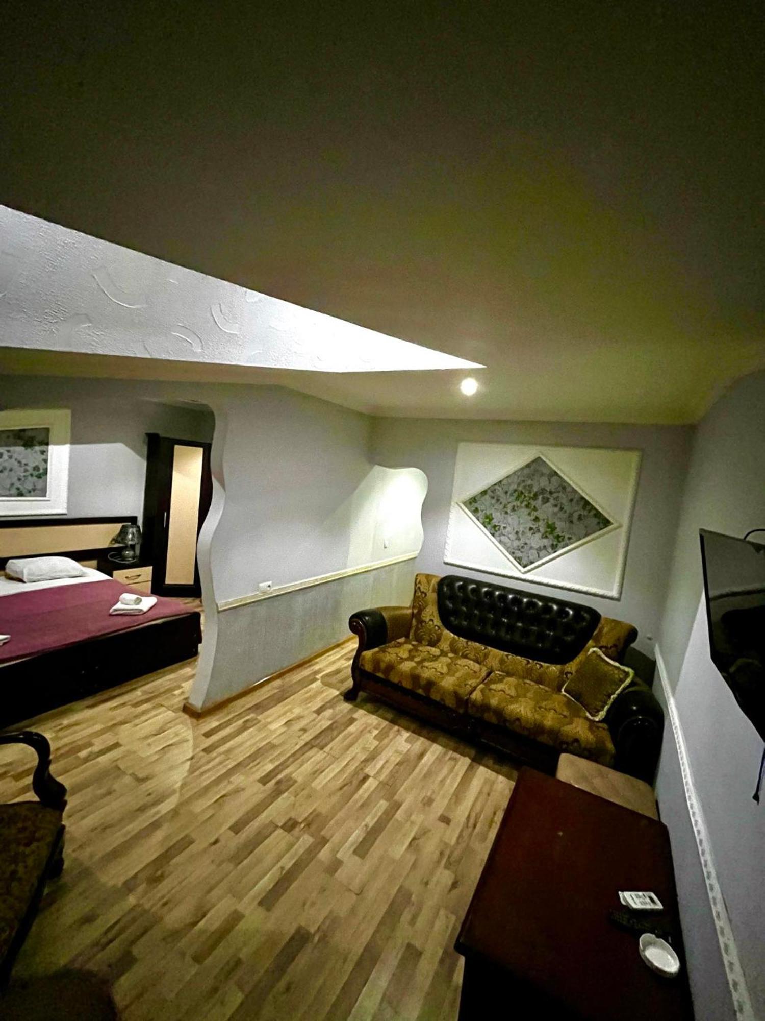 B&B Europa Hotel Kutaisi Dış mekan fotoğraf